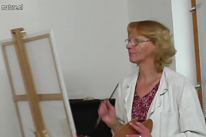 Lesbiche si diverte a guardare come un ragazzo scopa la sua ragazza